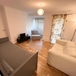  Apartamento Aprt 10mins Walk From The Shard!